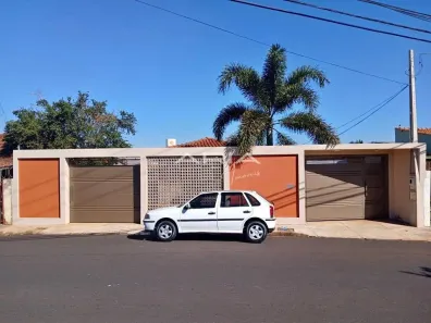 Casa com 3 Quartos à venda, 111m² no Parque Alvorada, Araraquara