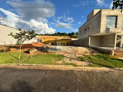Lote/Terreno à venda, 225m² no Jardim Quintas das Videiras, Jundiaí