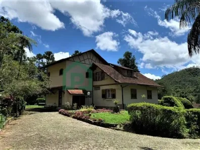 Fazenda/Sítio com 4 Quartos à venda, 320m² no Varginha, Nova Friburgo
