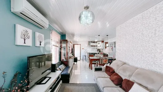 Casa com 3 Quartos à venda, 200m² no Santa Maria Goretti, Porto Alegre
