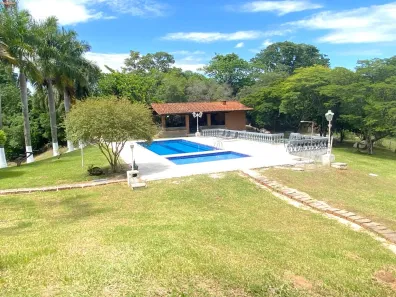 Fazenda/Sítio com 4 Quartos à venda, 225m² no Parque da Grama, Indaiatuba