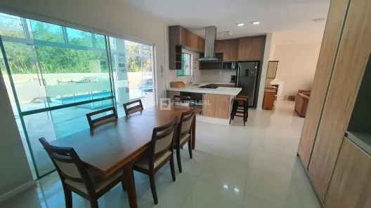 Casa de Condomínio com 4 Quartos à venda, 400m² no Ponta das Canas, Florianópolis