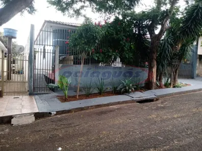 Casa com 5 Quartos à venda, 400m² no Parque das Bandeiras, Maringá