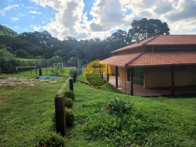 Fazenda/Sítio com 4 Quartos à venda, 220m² no Serra Azul, Mateus Leme