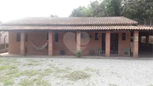 Fazenda/Sítio com 3 Quartos à venda, 115m² no Vale das Flores (Canguera), São Roque