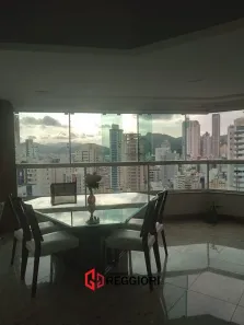Apartamento com 3 Quartos à venda, 134m² no Centro, Balneário Camboriú