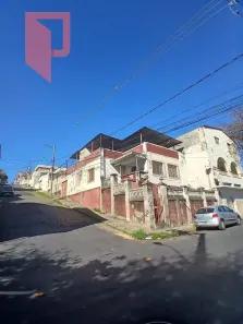 Casa com 3 Quartos à venda, 211m² no Bonfim, Belo Horizonte