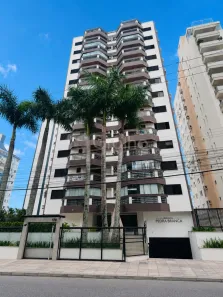 Apartamento com 3 Quartos para alugar, 108m² no Centro, Florianópolis
