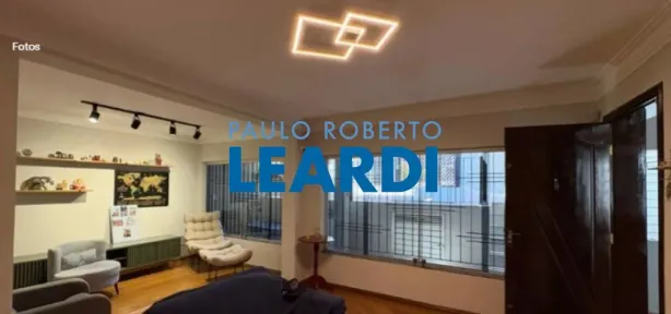 Sobrado com 4 Quartos à venda, 250m² no Pinheirinho, Santo André