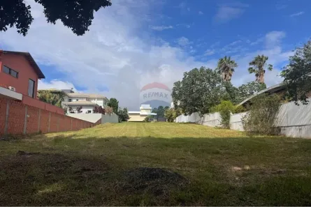 Lote/Terreno à venda, 720m² no Sociedade Hípica de Botucatu, Botucatu