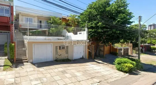 Casa com 3 Quartos à venda, 141m² no Chácara das Pedras, Porto Alegre