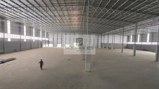 Galpão/Depósito/Armazém para alugar, 5000m² no Piraporinha, Diadema