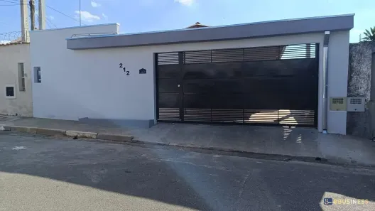 Casa com 4 Quartos à venda, 164m² no Jardim García, Campinas