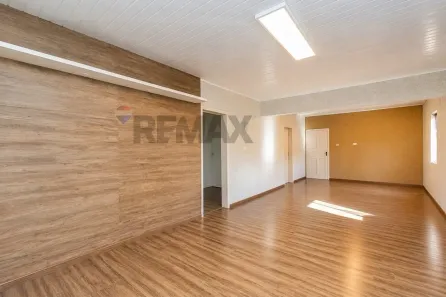 Sobrado com 3 Quartos à venda, 297m² no Capão Raso, Curitiba