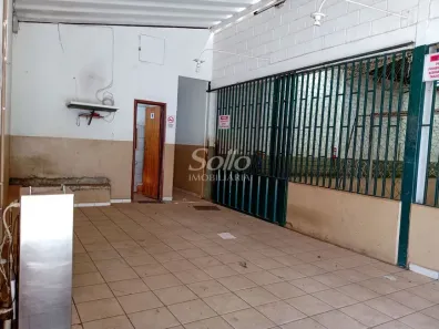 Sala Comercial para alugar, 725m² no Marta Helena, Uberlândia