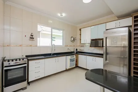 Sobrado com 4 Quartos à venda, 249m² no Atuba, Curitiba