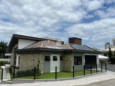Casa com 3 Quartos à venda, 250m² no Pedra Branca, Palhoça