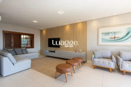 Casa de Condomínio com 3 Quartos para alugar, 420m² no Nonoai, Porto Alegre