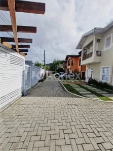 Sobrado com 3 Quartos para alugar, 132m² no Bairro de Juquehy, São Sebastião