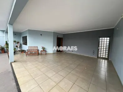 Casa com 4 Quartos à venda, 245m² no Vila Industrial, Bauru