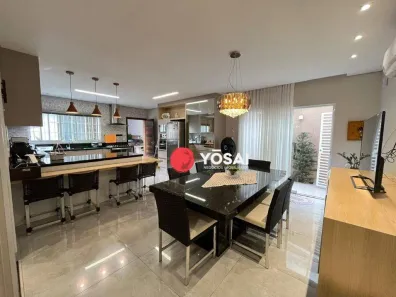 Casa com 3 Quartos à venda, 200m² no Santa Mônica, Londrina