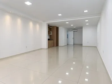 Ponto Comercial para alugar, 46m² no Cohama, São Luís