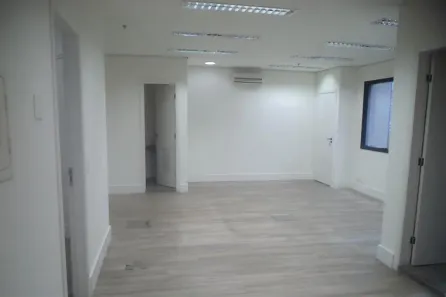 Sala Comercial para venda ou aluguel, 37m² no Vila Olímpia, São Paulo