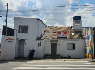 Imóvel Comercial com 6 Quartos para alugar, 315m² no Centro, Carapicuíba
