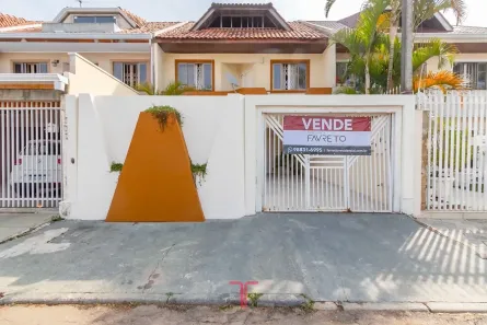 Sobrado com 3 Quartos à venda, 161m² no Guaíra, Curitiba