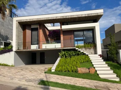 Casa de Condomínio com 3 Quartos à venda, 573m² no Vila Nova, Porto Alegre