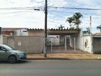Casa com 4 Quartos para alugar, 257m² no Saúde, Rio Claro
