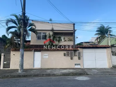 Casa com 4 Quartos à venda, 220m² no Boaçu, São Gonçalo