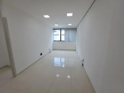 Sala Comercial à venda, 35m² no Liberdade, São Paulo