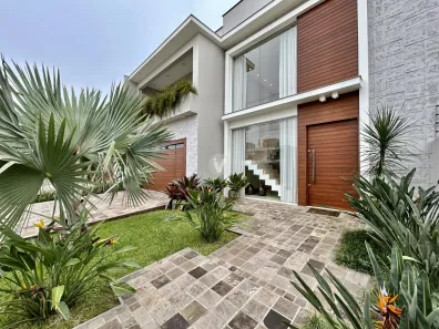 Casa com 4 Quartos para venda ou aluguel, 300m² no São José, Santa Maria