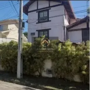 Casa com 4 Quartos à venda, 240m² no Piratininga, Niterói