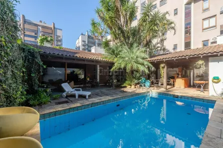 Casa com 4 Quartos à venda, 440m² no Auxiliadora, Porto Alegre