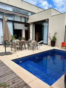 Casa de Condomínio com 4 Quartos à venda, 450m² no Vivendas do Arvoredo, Londrina