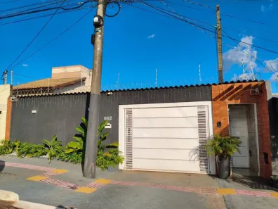 Casa com 3 Quartos à venda, 160m² no Bairro Seminário, Campo Grande