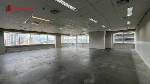Sala Comercial para venda ou aluguel, 240m² no Alphaville Centro Industrial e Empresarial/Alphaville., Barueri