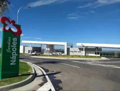 Lote/Terreno à venda, 358m² no Jardins Nápoles, Senador Canedo