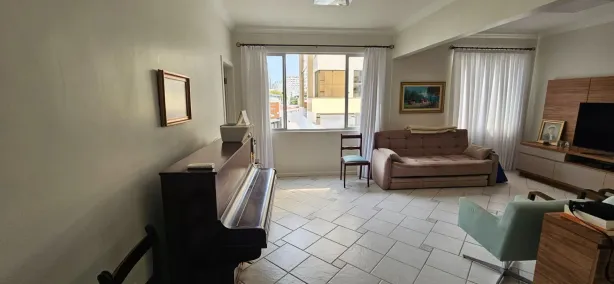 Apartamento com 3 Quartos à venda, 98m² no Centro, Florianópolis