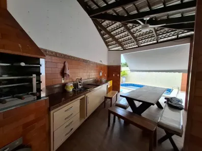 Casa de Condomínio com 5 Quartos à venda, 350m² no Piatã, Salvador