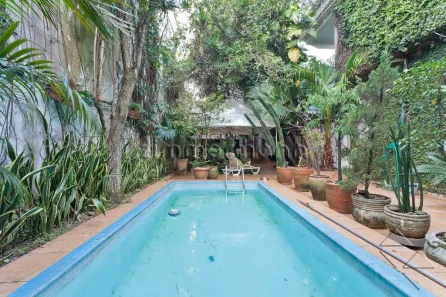 Sobrado com 4 Quartos à venda, 300m² no Sumaré, São Paulo