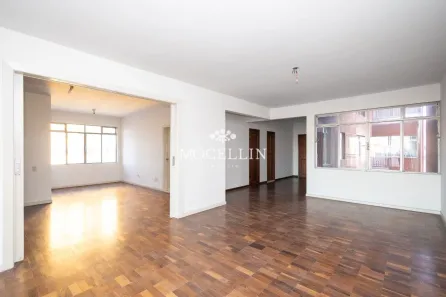 Apartamento com 3 Quartos à venda, 228m² no Centro, Curitiba