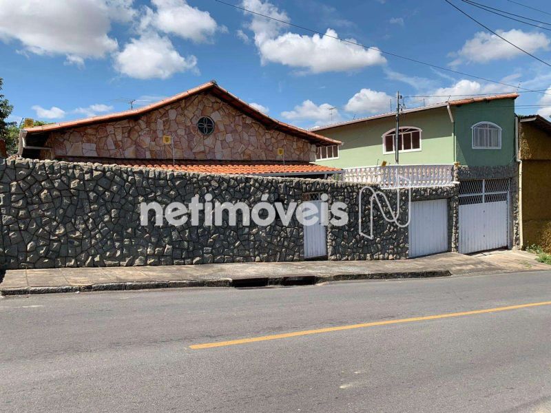 Casa com 3 quartos — Floramar, Belo Horizonte