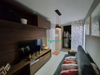 Apartamento com 2 Quartos à venda, 50m² no Vila Mercês, Carapicuíba