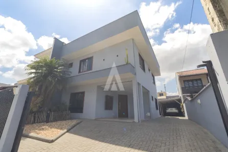 Sobrado com 3 Quartos à venda, 190m² no Petrópolis, Joinville