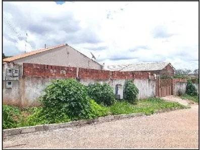 Casa com 2 Quartos à venda, 150m² no Parque da Barragem Setor 12, Águas Lindas de Goiás