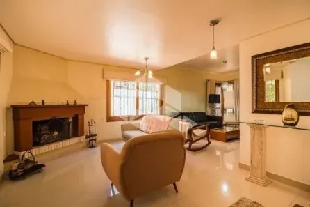 Casa com 3 Quartos à venda, 220m² no Espírito Santo, Porto Alegre
