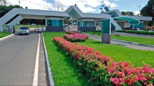 Lote/Terreno à venda, 4850m² no Portão, Lauro de Freitas